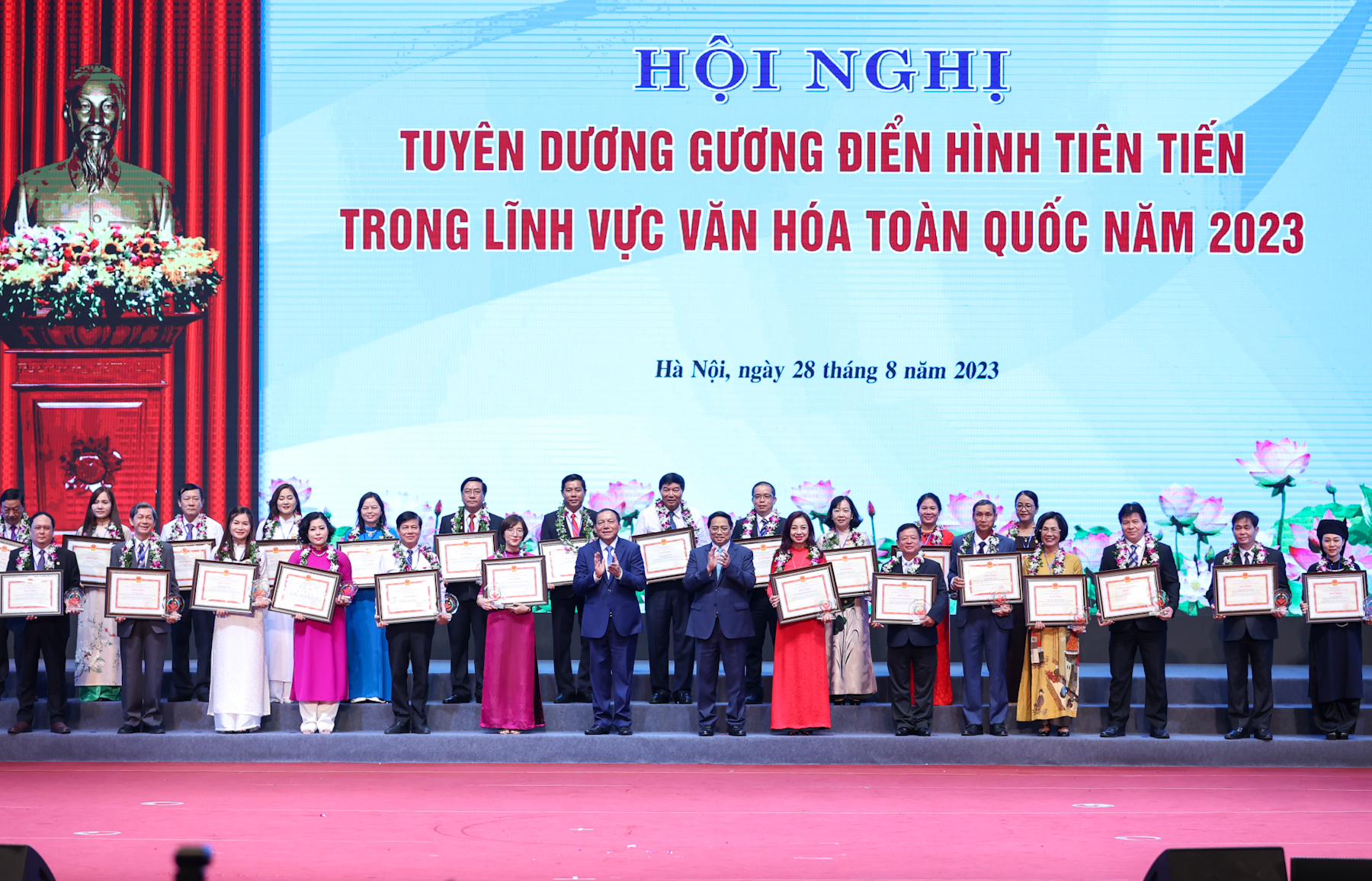 Thủ tướng: Văn hóa là nền tảng tinh thần, nguồn lực nội sinh, động lực đột phá cho sự phát triển