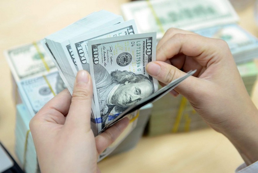 Tỷ giá hôm nay (29/8): USD trung tâm tiếp tục phục hồi nhẹ, nhưng tăng mạnh tại các ngân hàng thương mại