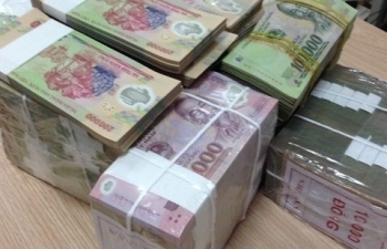 Reference exchange rate up 15 VND on August 30