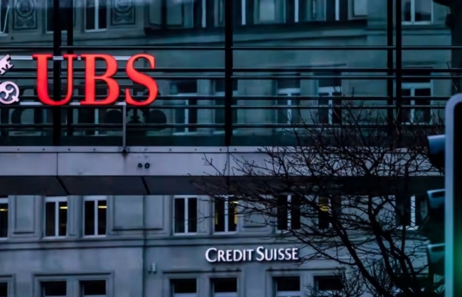 ubs pha ky luc nganh ngan hang voi loi nhuan 29 ty usd sau tiep quan credit suisse