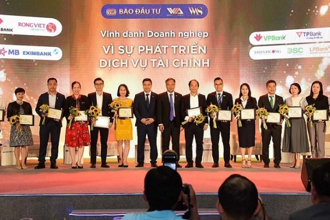 VietinBank Securities vinh dự nhận giải thưởng Dịch vụ môi giới tài chính tiêu biểu 2023