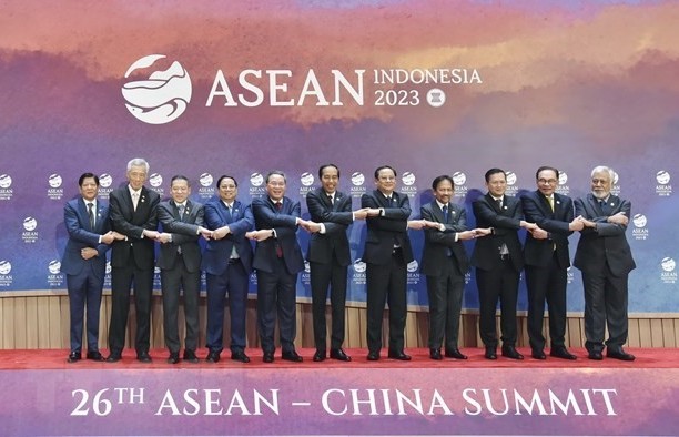 Thủ tướng dự các hội nghị ASEAN với Trung Quốc, Hàn Quốc, Nhật Bản