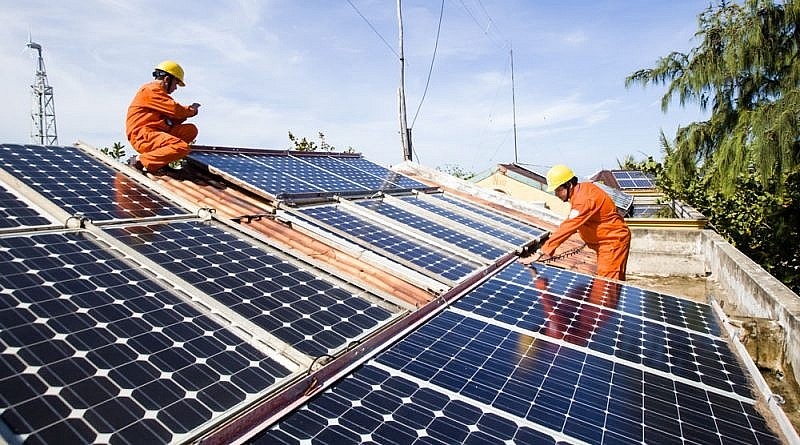 Bộ Công thương báo cáo Thủ tướng Chính phủ giá điện gió, điện mặt trời