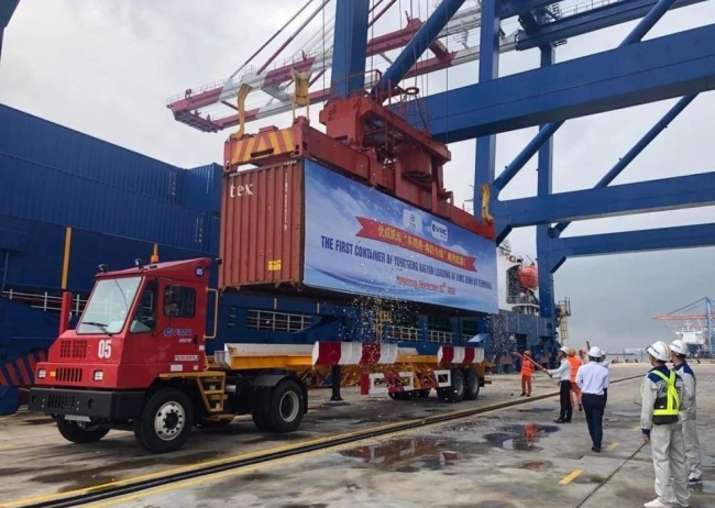 Kết nối chuỗi cung ứng hàng hóa quốc tế nhằm gia tăng khả năng xuất khẩu hàng Việt