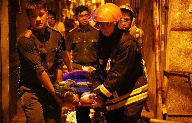 Hỗ trợ, đảm bảo quyền lợi bảo hiểm cho các nạn nhân trong vụ cháy chung cư mini tại Hà Nội