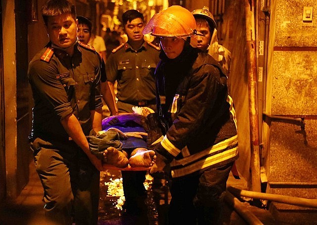 Hỗ trợ, đảm bảo quyền lợi bảo hiểm cho các nạn nhân trong vụ cháy chung cư mini tại Hà Nội