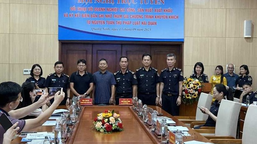 Cục Hải quan tỉnh Quảng Ninh đối thoại, tháo gỡ khó khăn cho doanh nghiệp