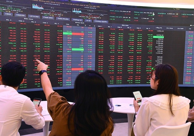 Chứng khoán hôm nay (14/9): Áp lực bán vẫn tăng, VN-Index có thêm phiên giảm khá mạnh