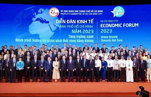 Diễn đàn Kinh tế TP. Hồ Chí Minh: Tạo động lực phát triển kinh tế theo hướng xanh, bền vững