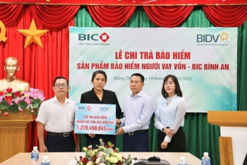 BIC chi trả gần 1,3 tỷ đồng quyền lợi bảo hiểm cho khách hàng của BIDV Sa Đéc
