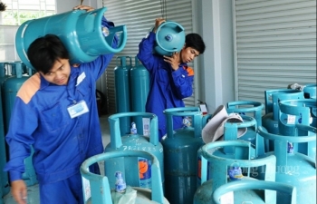 Ngày 1/10: Giá gas bán lẻ trong nước tăng thêm 20.000 đồng/bình 12kg