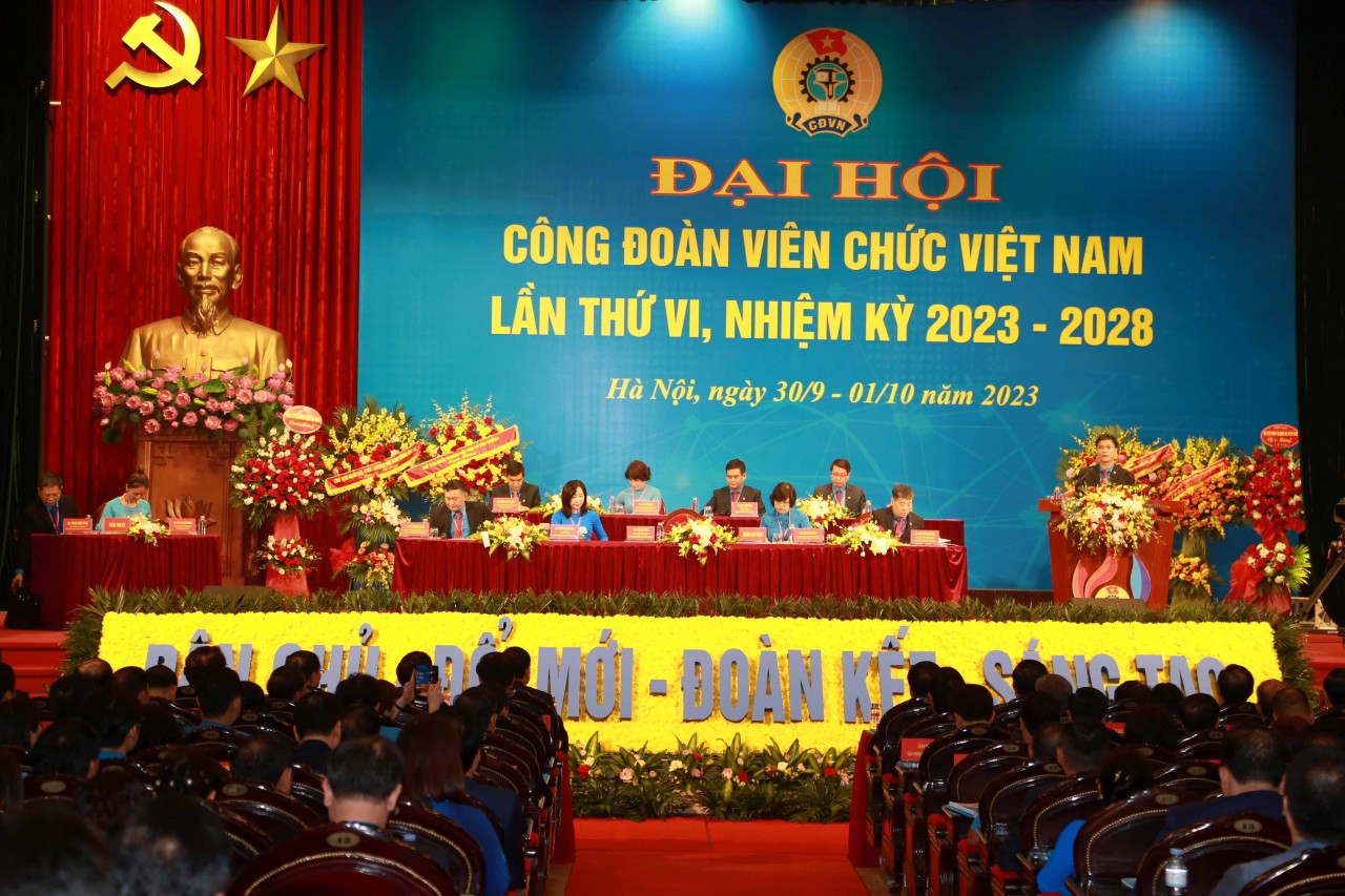 Khai mạc Đại hội Công đoàn Viên chức Việt Nam lần thứ VI Khai mạc Đại hội Công đoàn Viên chức Việt Nam lần thứ VI