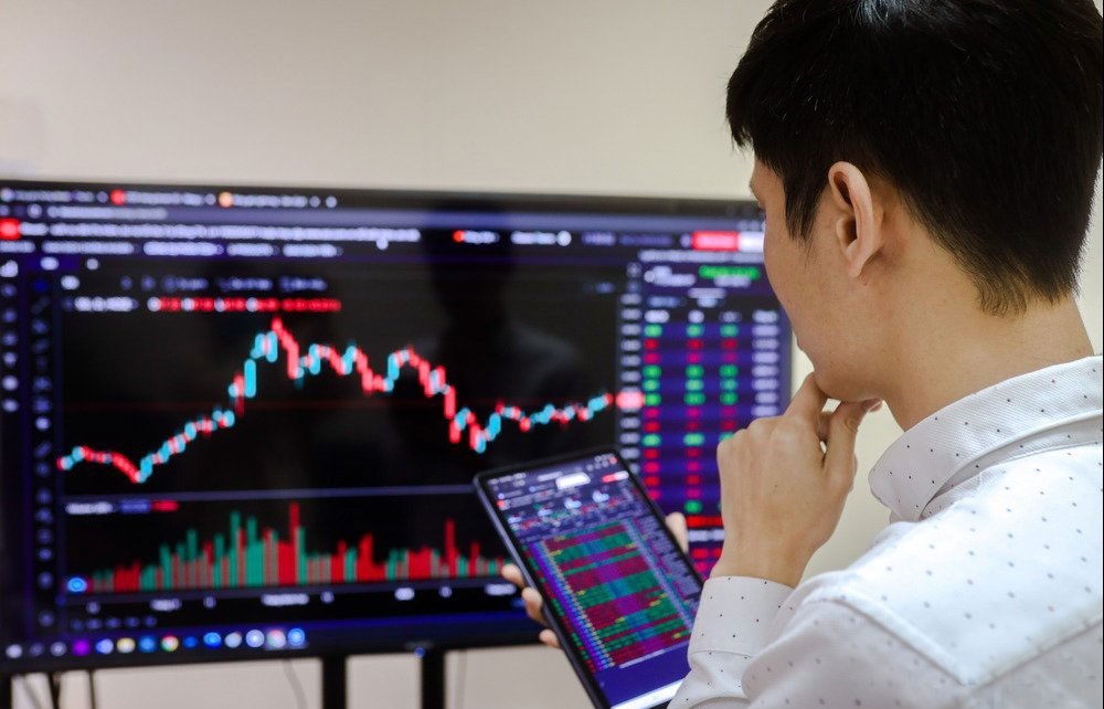 Chứng khoán hôm nay (2/10): Dòng tiền thận trọng khiến thanh khoản giảm sâu