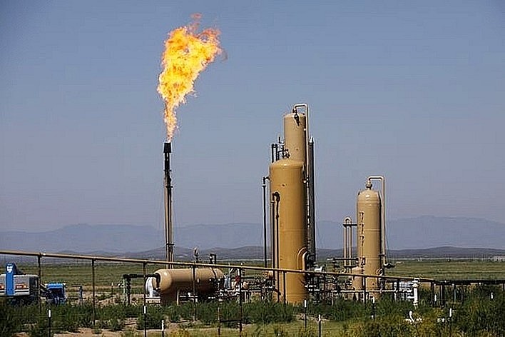 Ngày 3/10: Giá gas tăng, dầu thô tiếp tục giảm