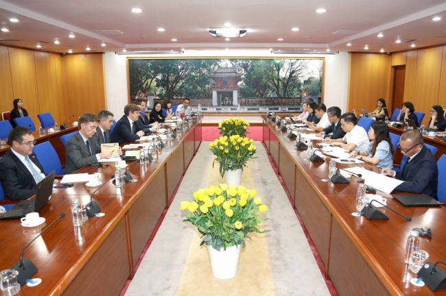 Việt Nam sớm hoàn thiện kế hoạch huy động nguồn lực tài chính thực hiện JETP
