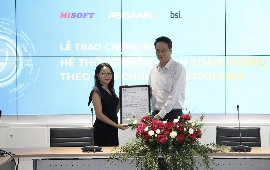 ABBANK-Ngân hàng đầu tiên đạt chứng nhận ISO 27001:2022 về an toàn thông tin