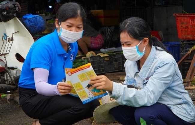 Đề xuất nâng mức trợ cấp thai sản trong chính sách bảo hiểm xã hội tự nguyện