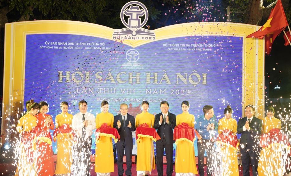 Hội sách Hà Nội lần thứ VIII: “Thắp lửa tri thức - Kiến tạo tương lai”