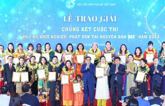 Thủ tướng: 5 nội dung quan trọng để thúc đẩy phong trào phụ nữ khởi nghiệp đổi mới sáng tạo, tạo giá trị mới, động lực mới