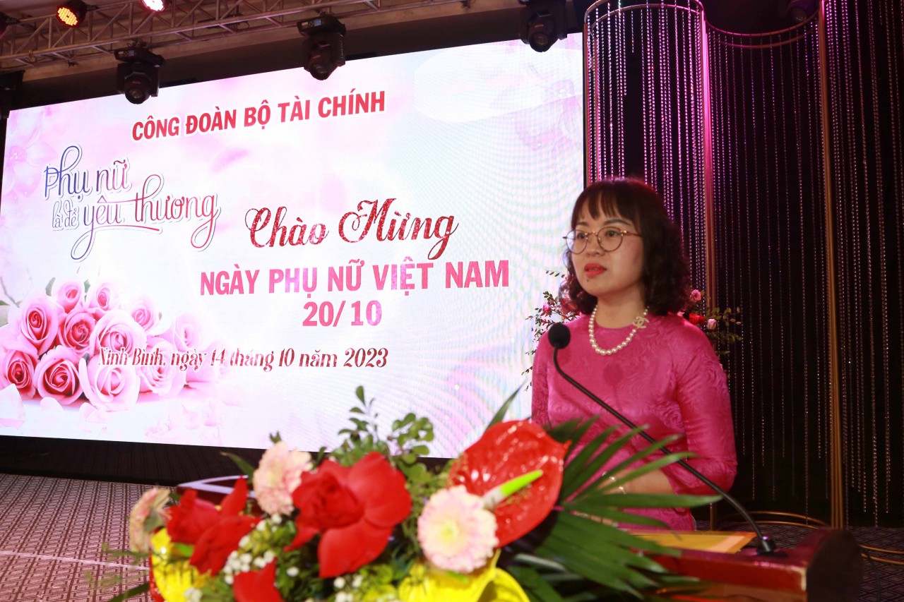 Công đoàn Bộ Tài chính kỷ niệm 93 năm thành lập Hội Liên hiệp Phụ nữ Việt Nam