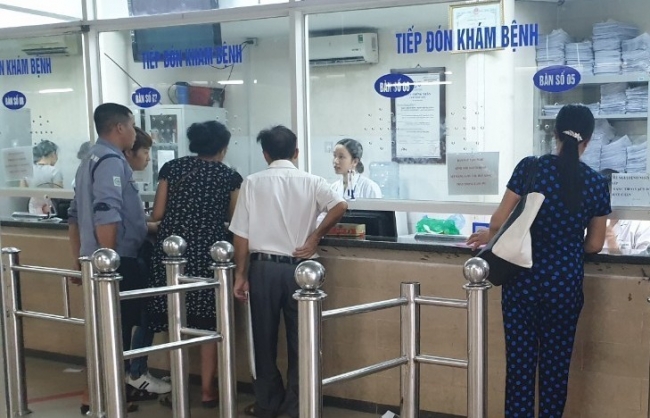 Bộ Y tế công bố mức thu phí lĩnh vực khám chữa bệnh, trang thiết bị y tế