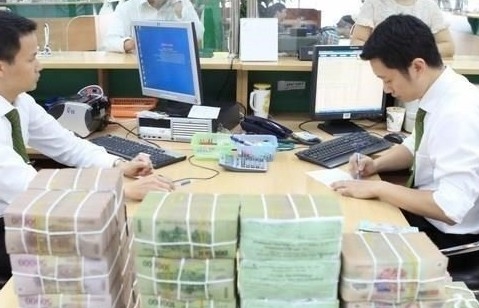 vietnams public debt management on right track ministry