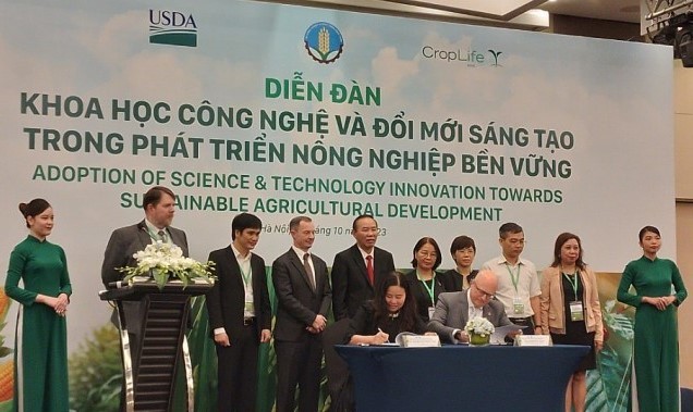Tăng trưởng nông nghiệp cần dựa vào công nghệ và đổi mới, sáng tạo