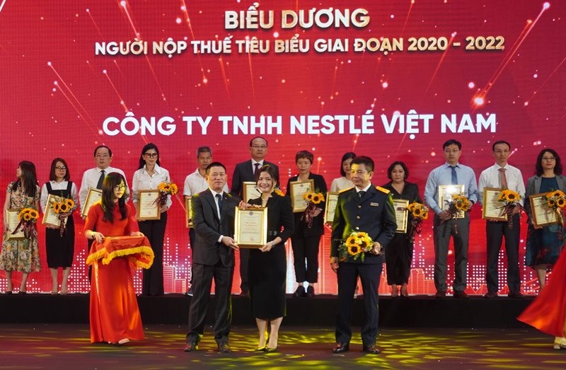 Nestlé Việt Nam tiếp tục được biểu dương vì thành tích đóng góp vào ngân sách nhà nước