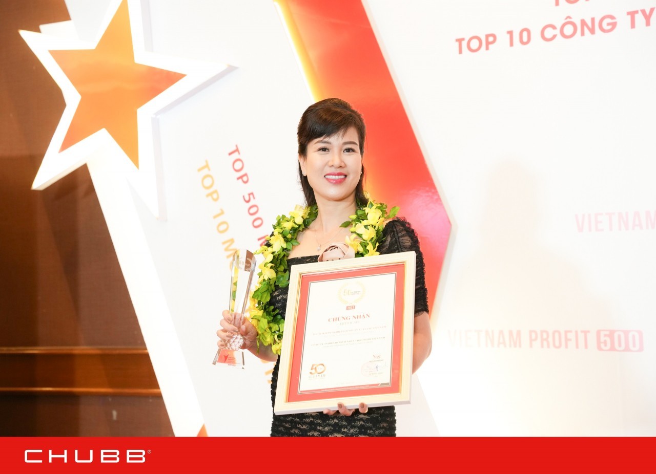 Chubb Life lần thứ 7 đạt "Top 500 doanh nghiệp lợi nhuận tốt nhất Việt Nam"