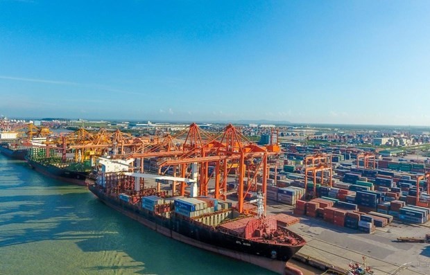 Vietnam looks to develop, maximise modern seaports