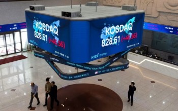 Hàn Quốc vượt qua Anh trở thành thị trường chứng khoán lớn thứ tám thế giới