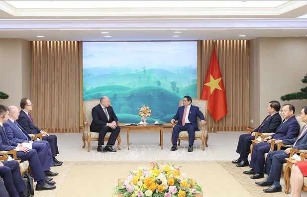 thu tuong pham minh chinh tiep bo truong bo tinh trang khan cap lien bang nga