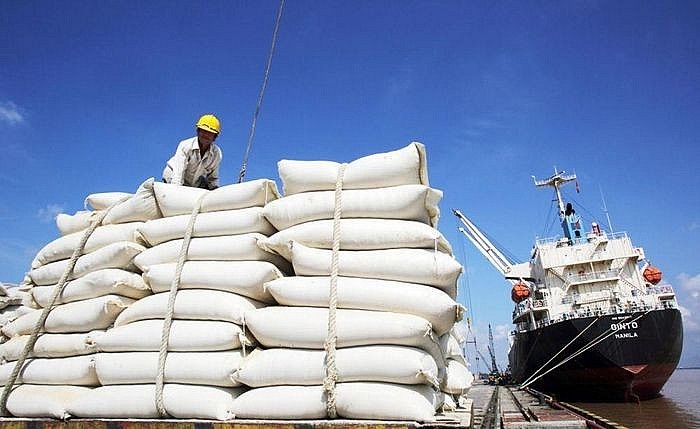 Giá gạo Việt Nam xuất khẩu còn nhiều dư địa tăng do thiếu nguồn cung