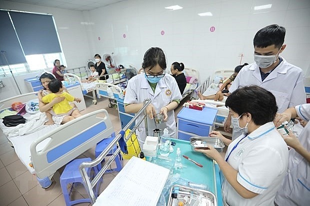 Cả nước có hơn 135.800 ca sốt xuất huyết, 35 người tử vong