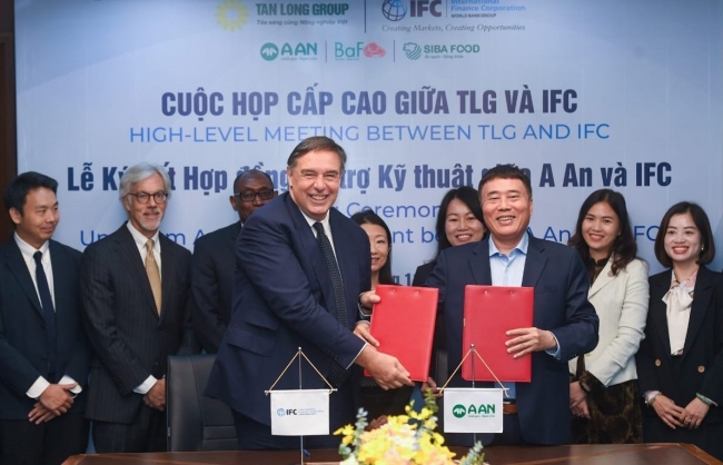 IFC hỗ trợ thúc đẩy sản xuất lúa gạo bền vững tại Việt Nam