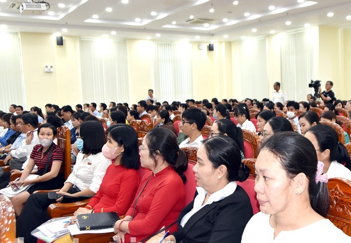 Cục Thuế tỉnh Trà Vinh: Tập huấn chính sách thuế cho 700 đại biểu người nộp thuế