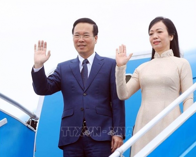 chu tich nuoc vo van thuong len duong tham du tuan le cap cao apec va ket hop hoat dong song phuong tai hoa ky