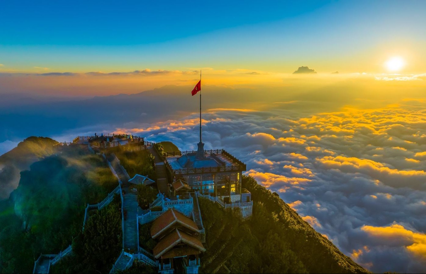 Ưu đãi 30% giá vé cho du khách Việt Nam đi cáp treo du ngoạn đỉnh Fansipan
