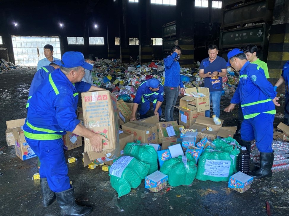 TP. Hồ Chí Minh thực hiện tiêu hủy gần 6.000 sản phẩm hàng hóa vi phạm