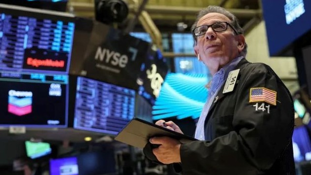 Dow Jones đứt chuỗi tăng khi nhiều công ty dự báo kết quả kinh doanh  kém sắc