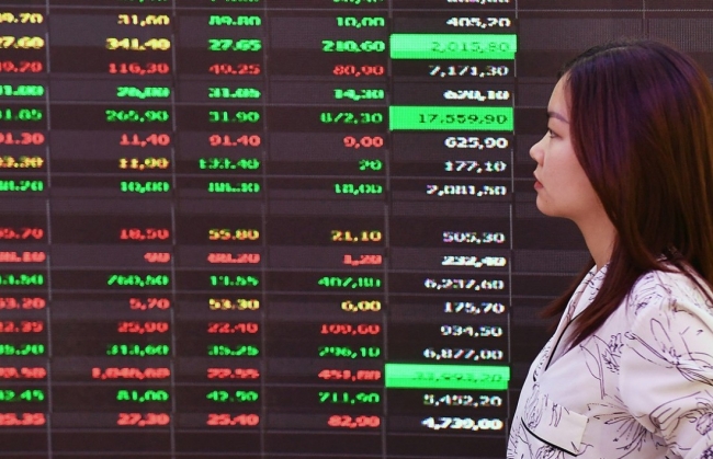 Chứng khoán hôm nay (30/11): Thị trường giằng co, VN-Index giảm điểm cuối phiên