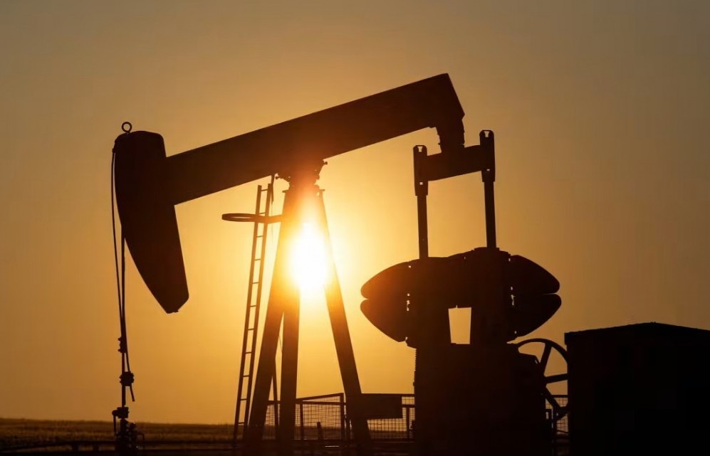 OPEC+ cân nhắc việc cắt giảm thêm sản lượng để cứu giá dầu