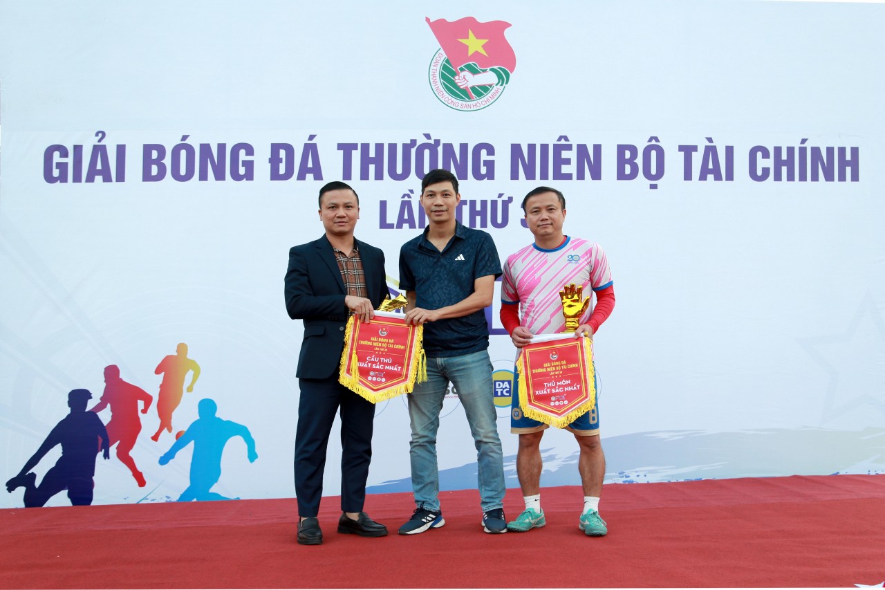 Bế mạc Giải bóng đá thường niên Đoàn Thanh niên Bộ Tài chính lần thứ 30 Bế mạc Giải bóng đá thường niên Đoàn Thanh niên Bộ Tài chính lần thứ 30