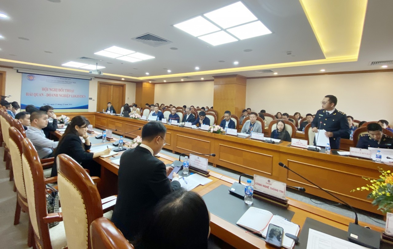 Hải quan Hà Nội đối thoại với hơn 30 doanh nghiệp logistics và đại lý hải quan