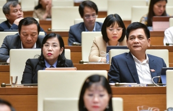 Phát triển đường cao tốc, giải phóng mặt bằng luôn phức tạp nhất