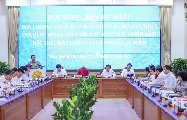 Thủ tướng: Tháo gỡ khó khăn, phân cấp, phân quyền tối đa để phát triển TP. Hồ Chí Minh