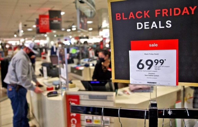 Người tiêu dùng Mỹ đã chi kỷ lục tới 9,8 tỷ USD cho dịp Black Friday