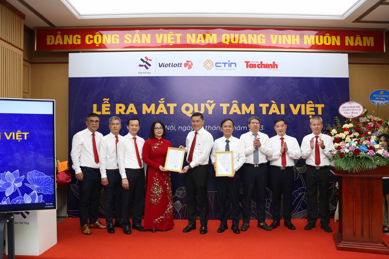 Lễ công bố quyết định thành lập và ra mắt Quỹ Tâm Tài Việt Lễ công bố quyết định thành lập và ra mắt Quỹ Tâm Tài Việt