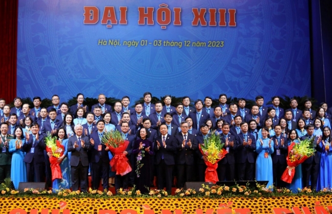 Ra mắt Ban Chấp hành Tổng Liên đoàn Lao động Việt Nam khoá XIII