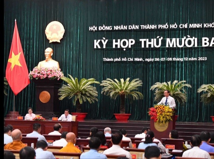 TP. Hồ Chí Minh đặt mục tiêu tăng trưởng GRDP năm 2024 từ 7,5 - 8%